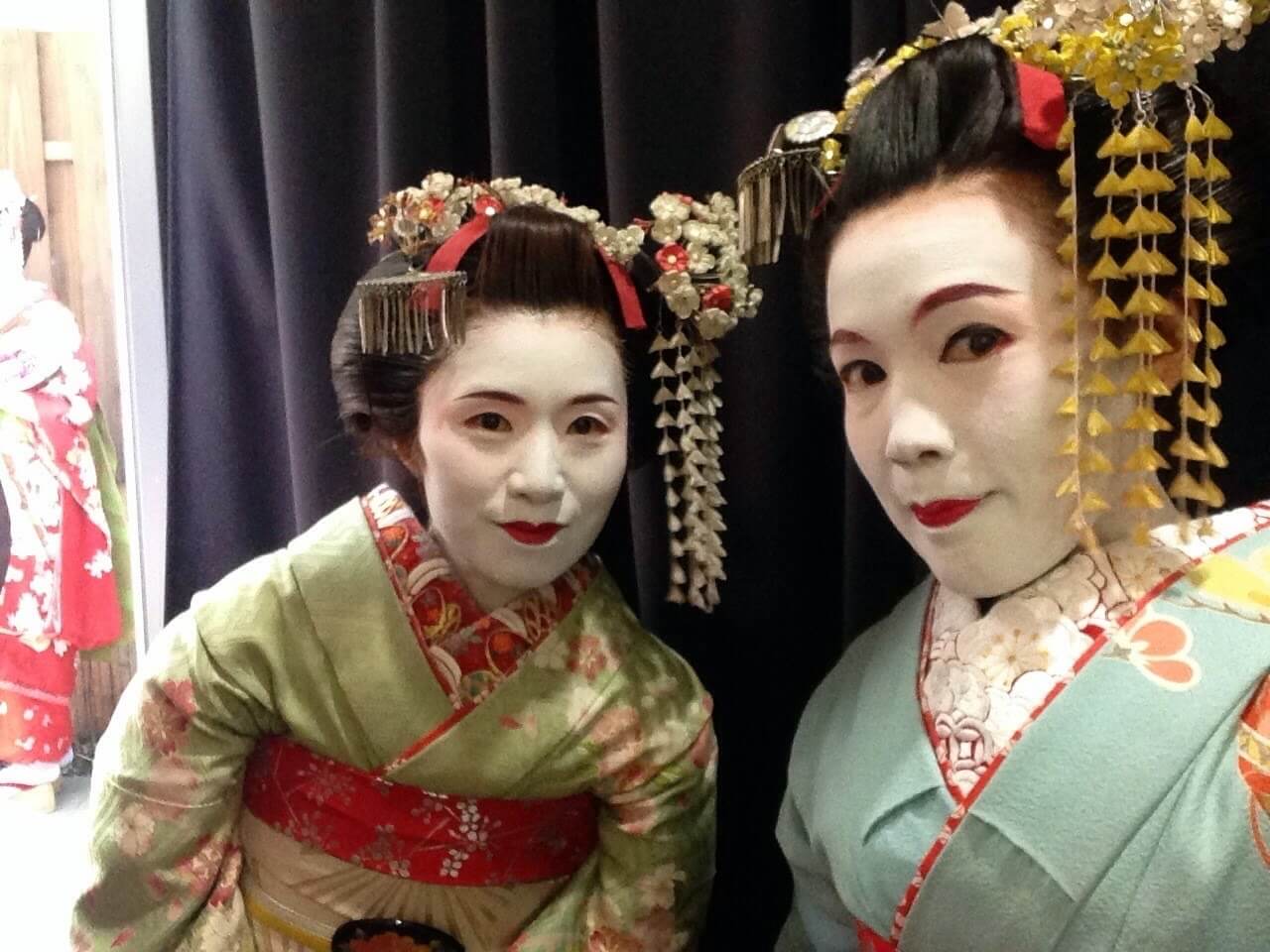Steph and Tomoko as maiko